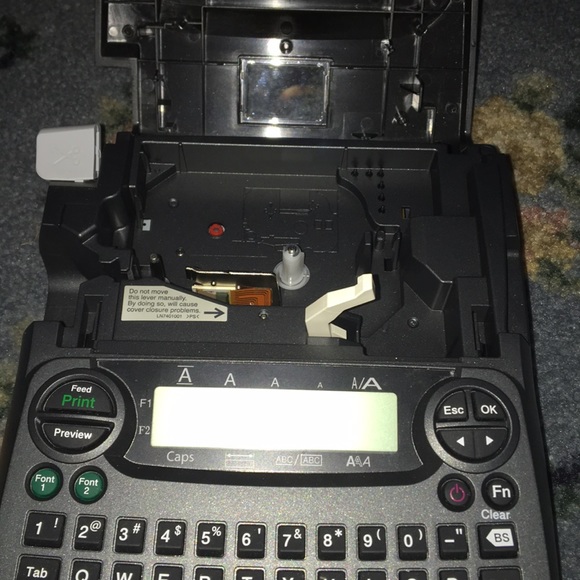 Brother Label Making Machine - Picture 5 of 5